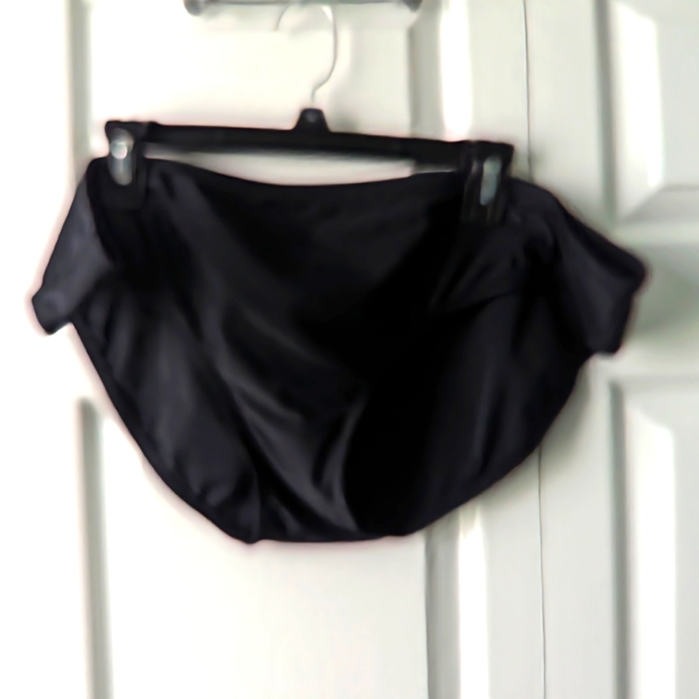 Liz Lange Black Bikini Bottoms